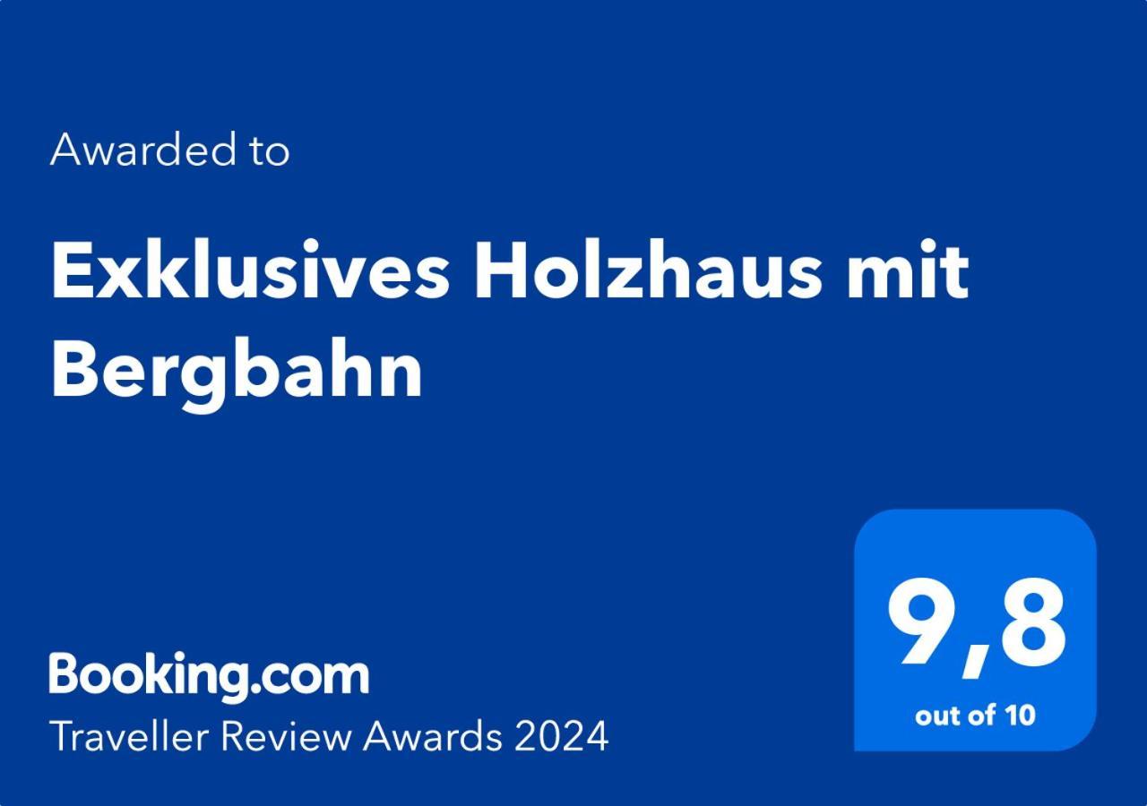 Hébergement de vacances Exklusives Holzhaus Mit Bergbahn - Im Schwarzwald